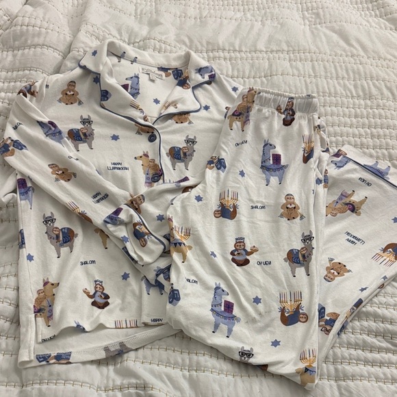 * PJ Salvage * hanukah Pajamas with Fun Animal Print - XS - New - Picture 1 of 7